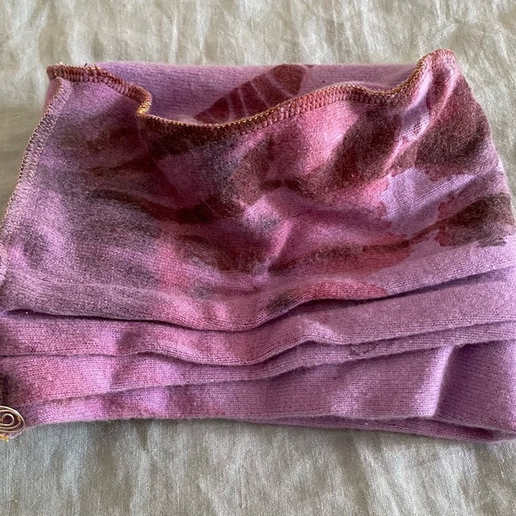 Upcycled hat - Picture 2 of 5